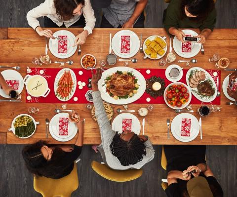 Christmas_dinner_stock_image.jpeg