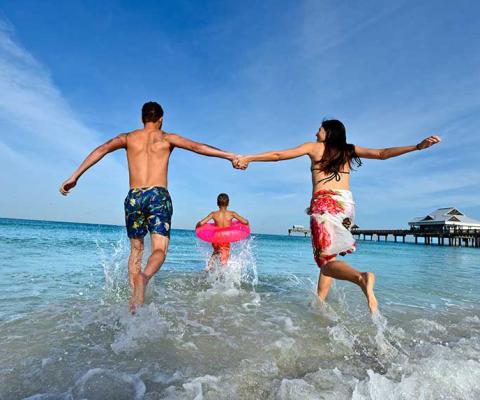 Ocean-Florida---Family-in-surf.jpg
