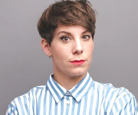 Suzi Ruffell will present the 2022 Travel Marketing Awards on 11 July