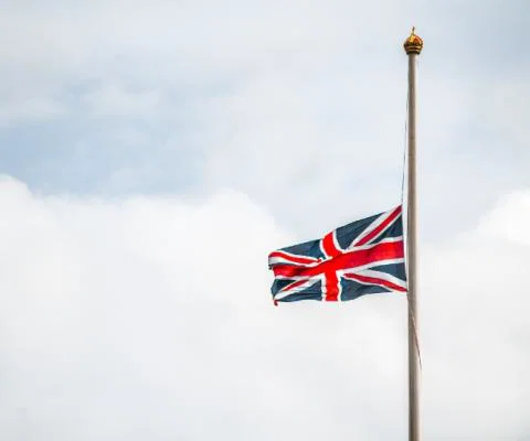 What are your memories of Her Majesty Queen Elizabeth II? (Credit: Maxim Hopman / Unsplash)