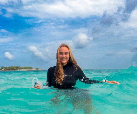Kate_marinebio_NEW_METhumb.jpg