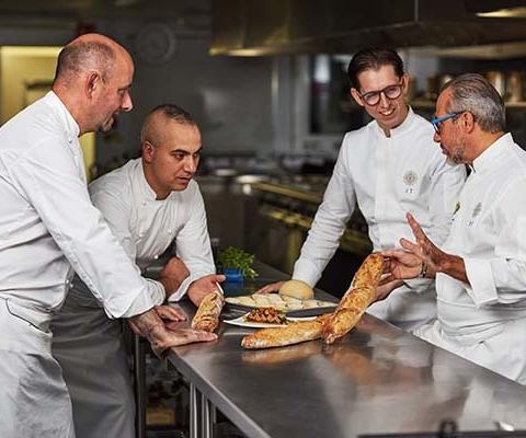 WEBExplora_Journeys_Culinary_Team_at_Work_2_METhumb.jpg