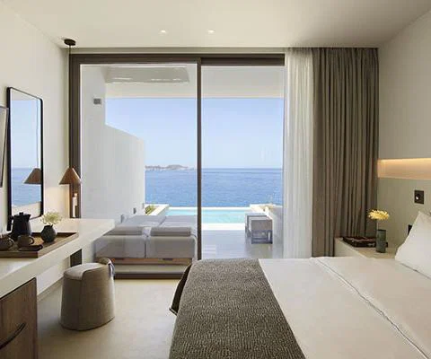 deluxe-premiumdeluxe_Domes_White_Coast_Milos_METhumb.jpg