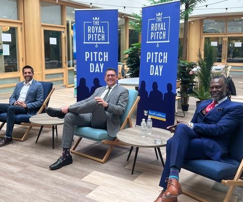 Royal_Caribbean_Royal_Pitch.jpg