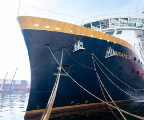 Havila_Pollux_front_1.jpg