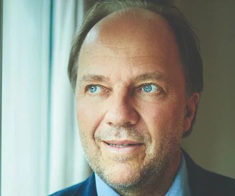 Gregor_Gerlach_Riverside_Luxury_Cruises.jpg