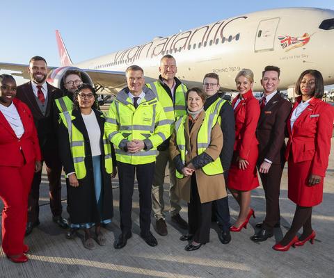VirginAtlantic-Flight100-Heathrow-10_Original_Image_m42867.JPG