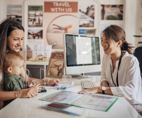 Agent Agents Agency trainee recruit apprentice family iStock-1338043681 (Credit: iStock)
