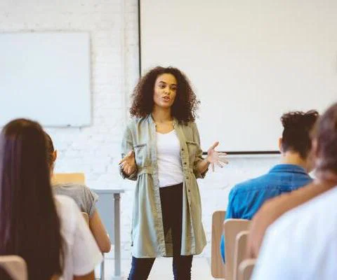 training_scholarship_training_iStock-1324197549.jpg