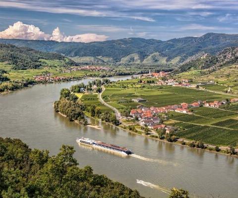 river_cruise_generic_iStock-1340500110.jpg