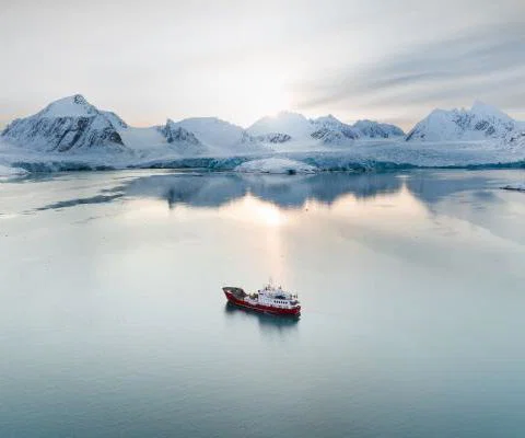 Secret_Atlas_cruises_2_1_METhumb.jpg