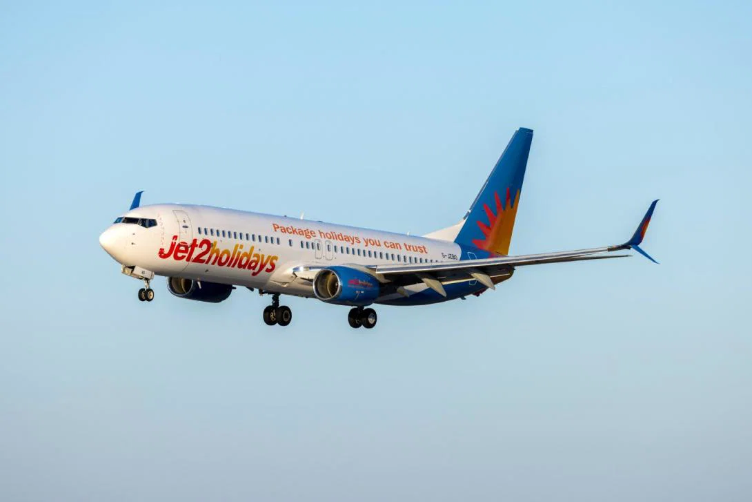 A Jet2holidays aircraft mid-flight A Jet2holidays aircraft mid-flight