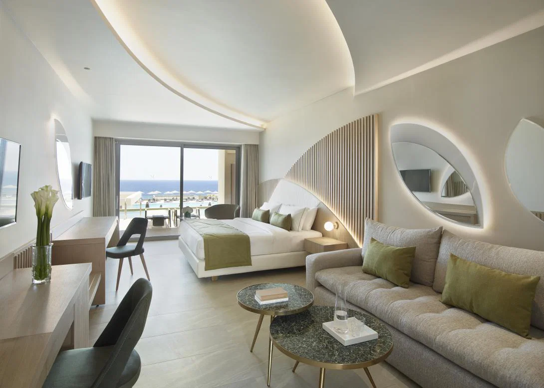 A junior swim-up suite with a sea view at Mayia Exclusive Resort & Spa