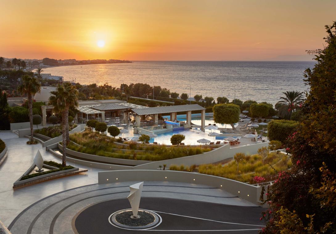 Amus Hotel & Spa is located on Rhodes’ north-eastern coast on Ixia Beach