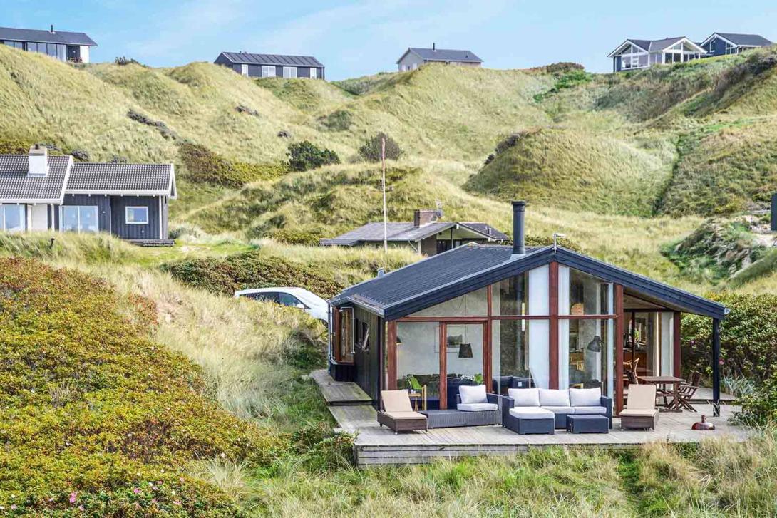 A collection of high-end Hoseasons cottages in the UK A collection of high-end Hoseasons cottages in the UK