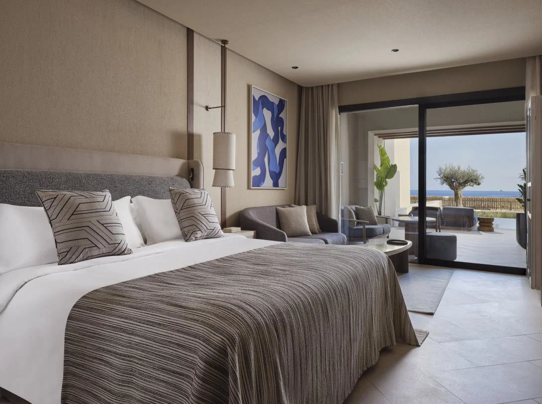 A Hemera Hideaway Suite with a private pool and sea views