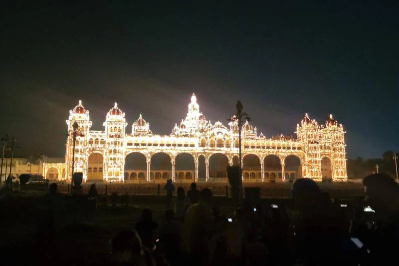 Lightshow in Mysaw, India Lightshow in Mysaw, India