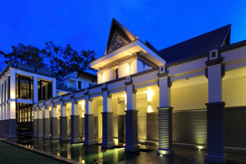 hotel designs/projects/antiques