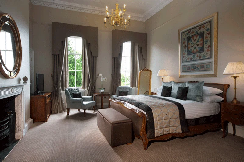 Lady Isabella King suite