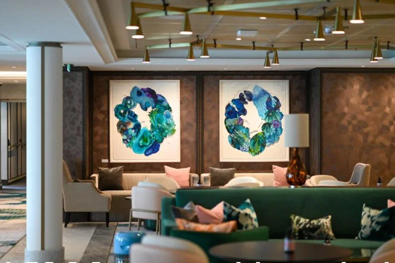 The Living Room onboard Spirit of Adventure (Credit: Saga Cruises)