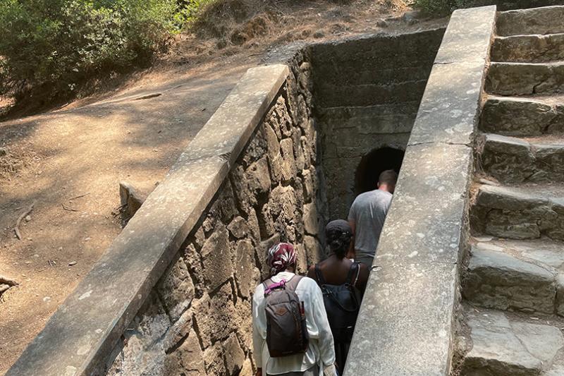One way to reach the lake of Seven Springs is via a tunnel