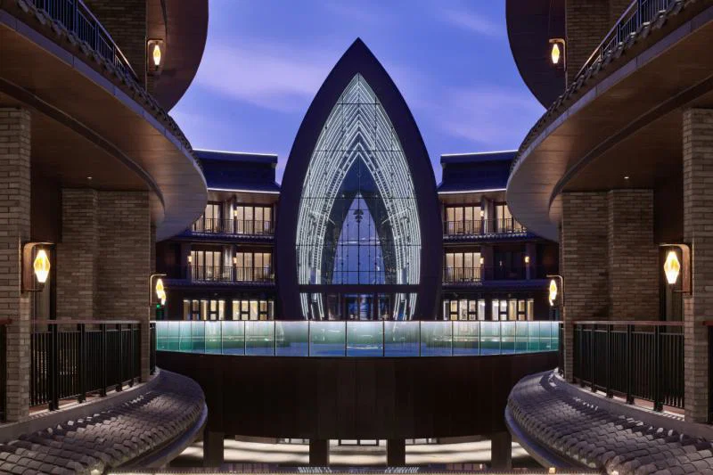 The first of the Garrya hotels has been launched in Lucun, China