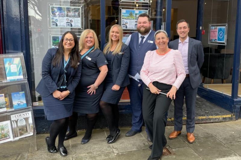 TTG's own April Hutchinson (front) paid the team a visit earlier this year with ITC's Gary Bates