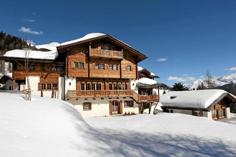 Tivoli Lodge in Davos Klosters sleeps 12 adults and 3 children