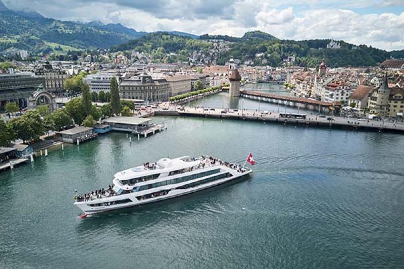 Cruising on Lake Lucerne. Credit: Switzerland Tourism