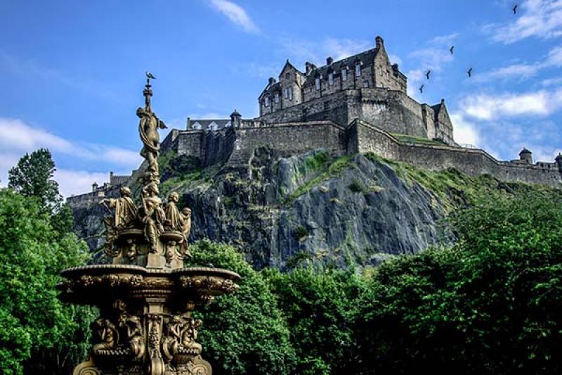 The Edinburgh Castle and the Scottish Borders tour includes a visit to the majestic castle