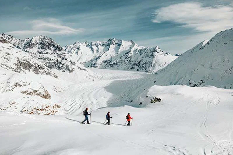 Exploring the Aletsch Arena. (Credit: ©Switzerland Tourism - Silvano Zeiter)