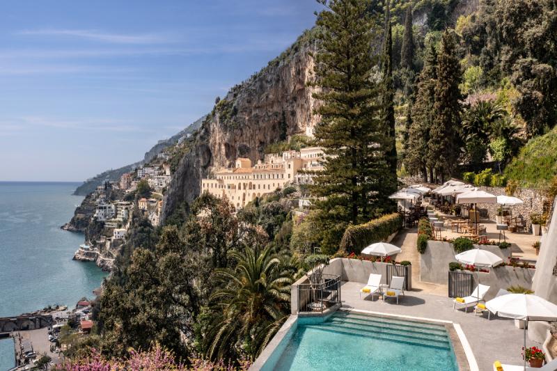 Anantara Convento di Amalfi Grand Hotel – Aerial Exterior.fotor.jpg