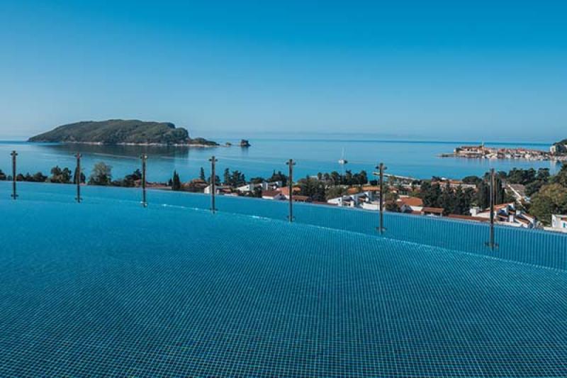 It's just a short stroll from Iberostar Slavija to the beautiful beach
