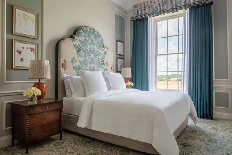 Four Season Hotel Hampshire offers 134 rooms and suites