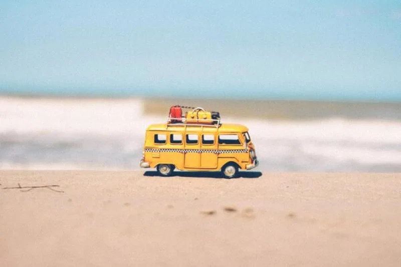 Summer beach campervan camper pexels-nubia-navarro-(nubikini)-386025 (Credit: Nubia Navarro / Pexels)