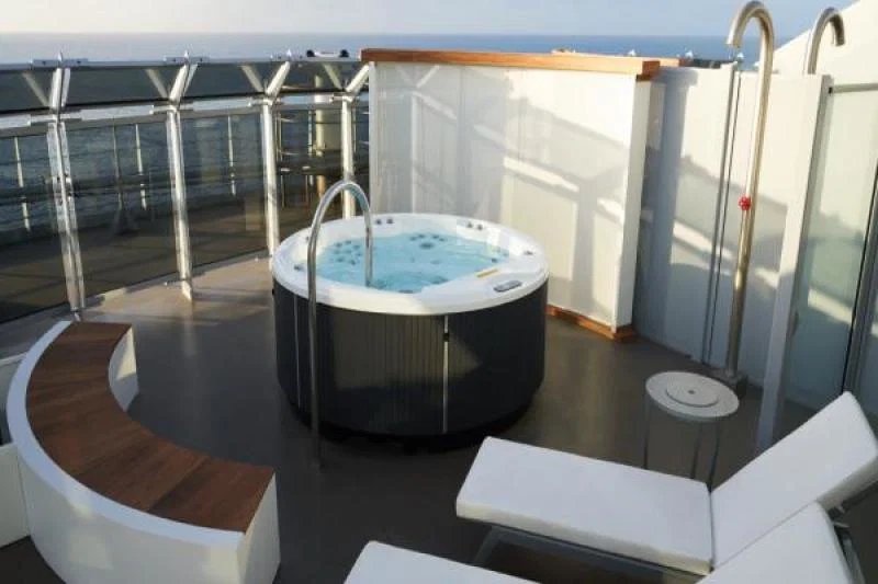 Massive Suite.jpg