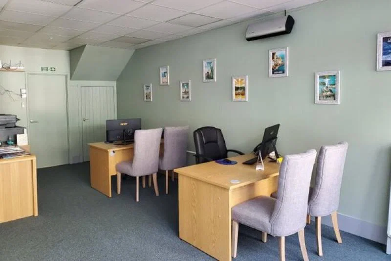Barnstaple_Travel_2.jpg