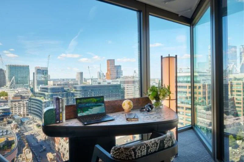 Pan_Pacific_London