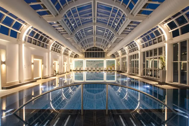 The main pool at Four Seasons Hotel Hampshire
