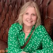 FIONA OLLERHEAD, Escape the Ordinary